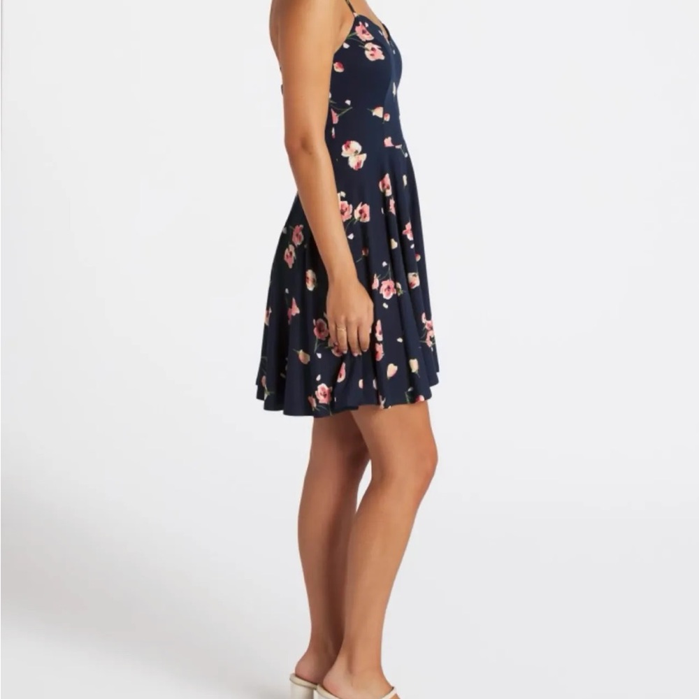 The General Good | Dress | The Sonya Knit Mini Dress | Scalloped Neck | Medium - Picture 4 of 8